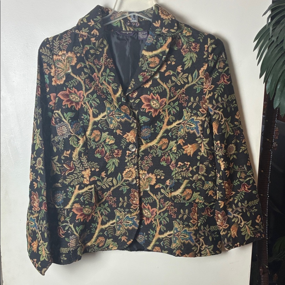 Amazing Vintage Floral Patterned Women's Blazer​
